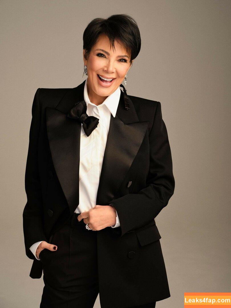 Kris Jenner / krisjenner слитое фото фото #0013