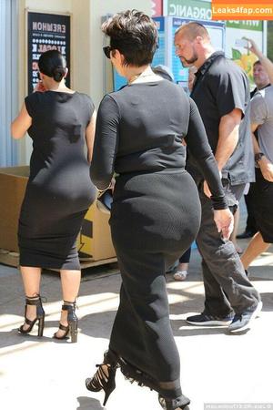 Kris Jenner photo #0028