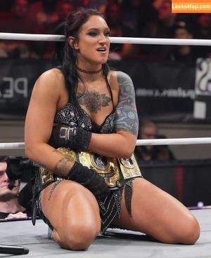 Kris Statlander photo #0357