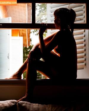 Krishna Mahon photo #0075