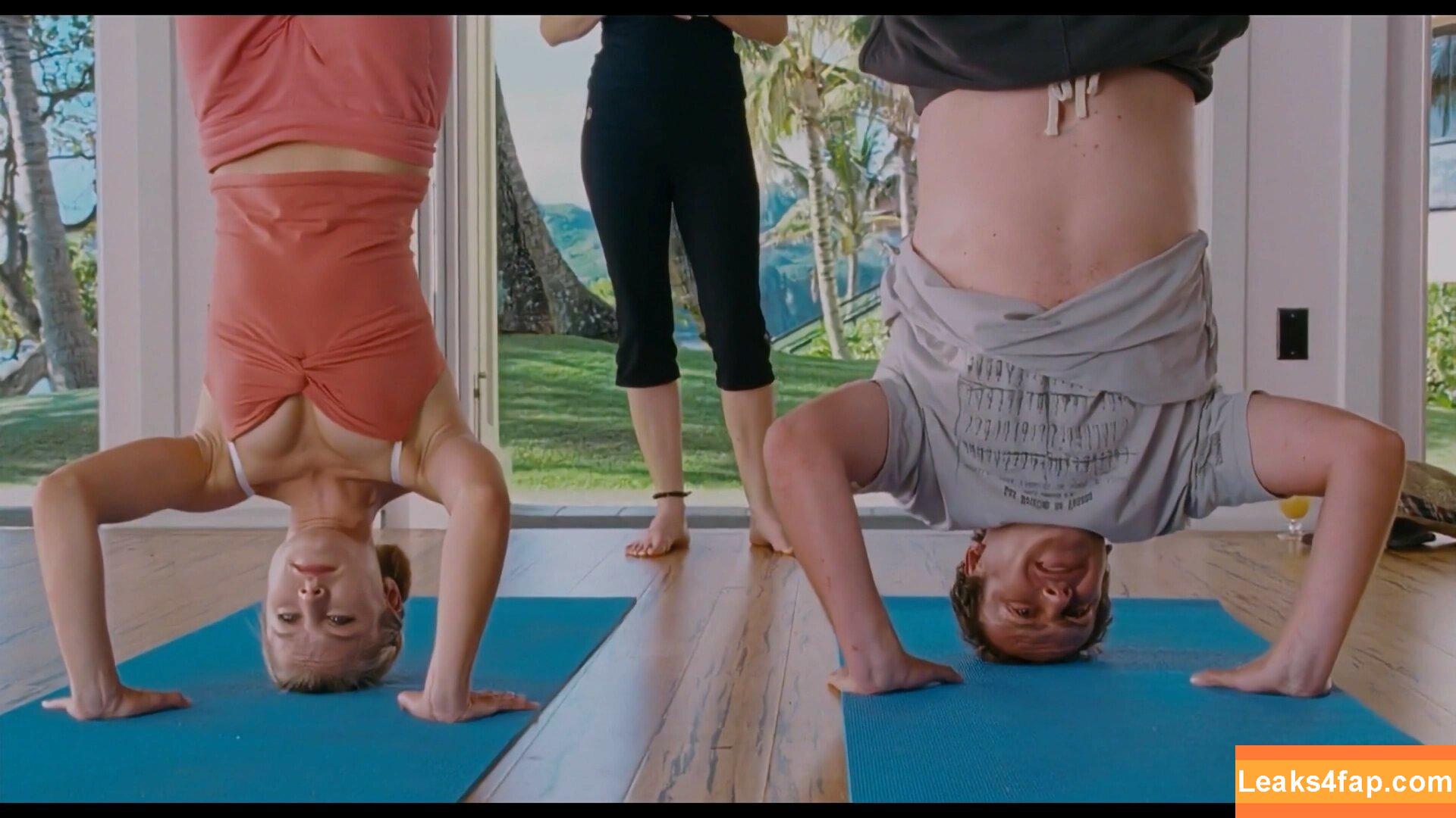 Kristen Bell / WWYTWrestling / justkristen / kristenanniebell слитое фото фото #0081