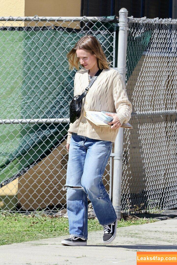 Kristen Bell / WWYTWrestling / justkristen / kristenanniebell слитое фото фото #0102