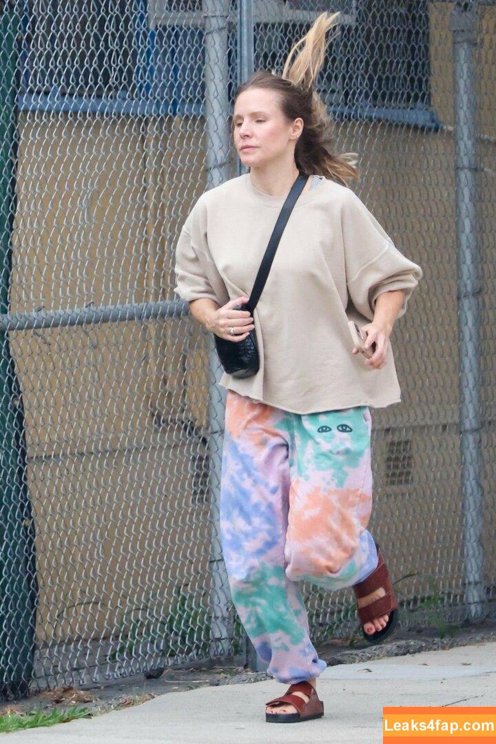 Kristen Bell / WWYTWrestling / justkristen / kristenanniebell слитое фото фото #0104