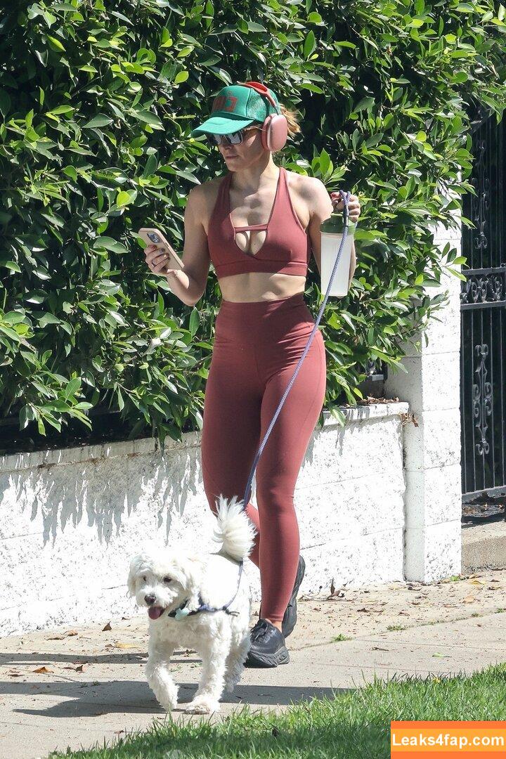 Kristen Bell / WWYTWrestling / justkristen / kristenanniebell слитое фото фото #0124