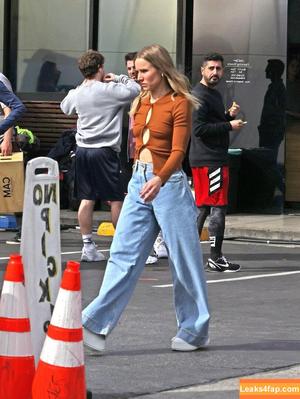 Kristen Bell photo #0342