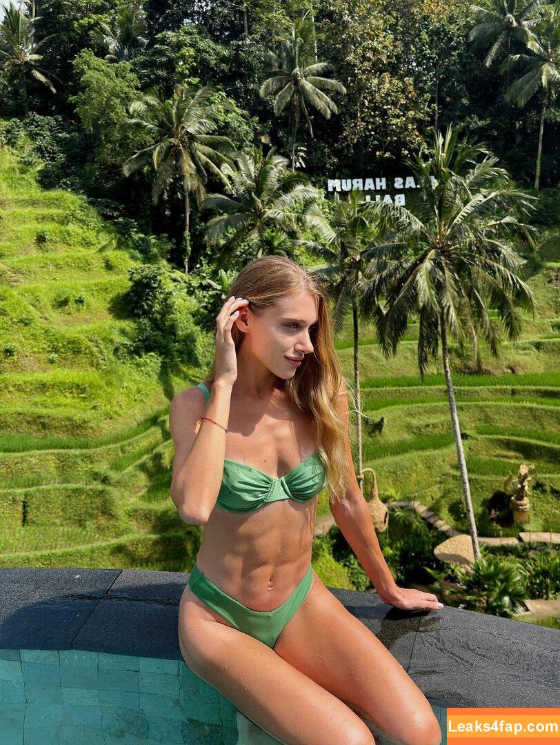 Kristen Radukanova / _kristankiss leaked photo photo #0004