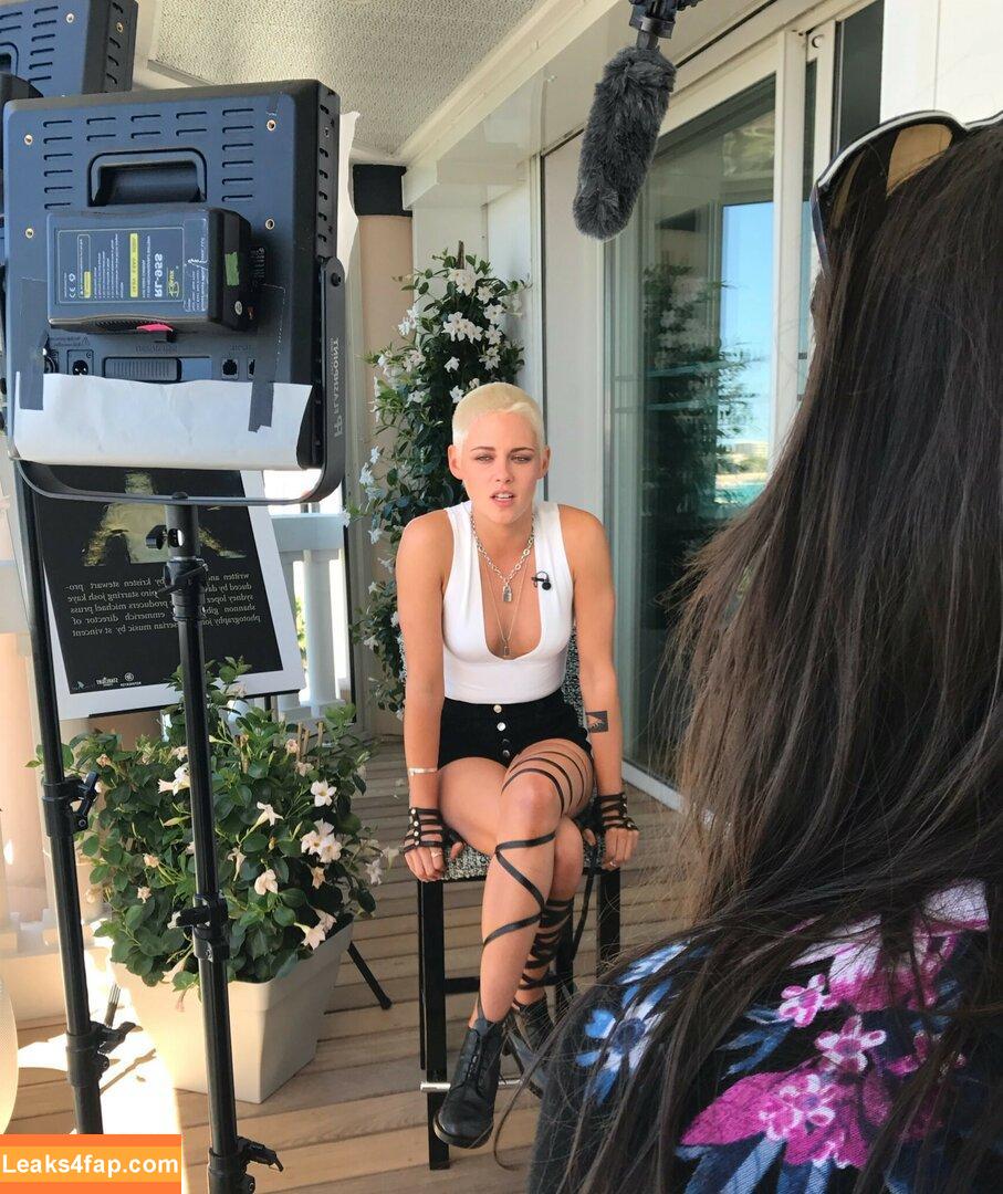 Kristen Stewart / kristenstewart / kristenstewartx leaked photo photo #0686