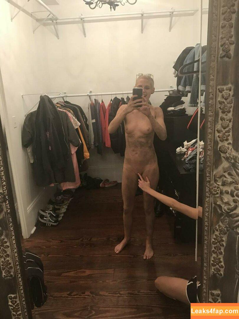 Kristen Stewart / kristenstewart / kristenstewartsu leaked photo photo #0726
