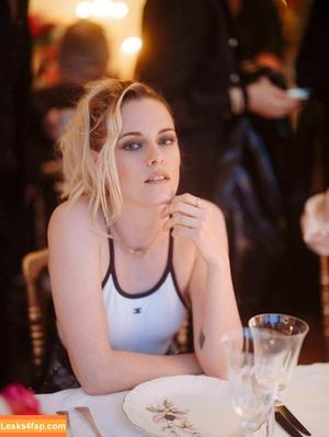 Kristen Stewart photo #0689