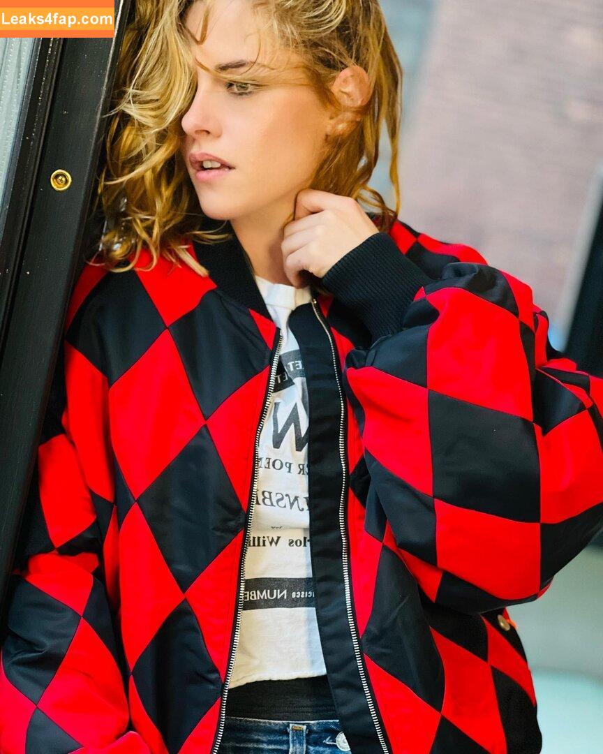 Kristen Stewart / kristenstewart / kristenstewartsu leaked photo photo #1025