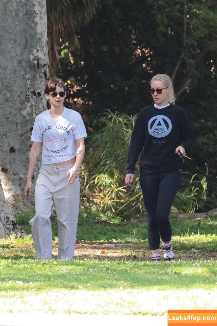Kristen Stewart / kristenstewart / kristenstewartsu leaked photo photo #1103