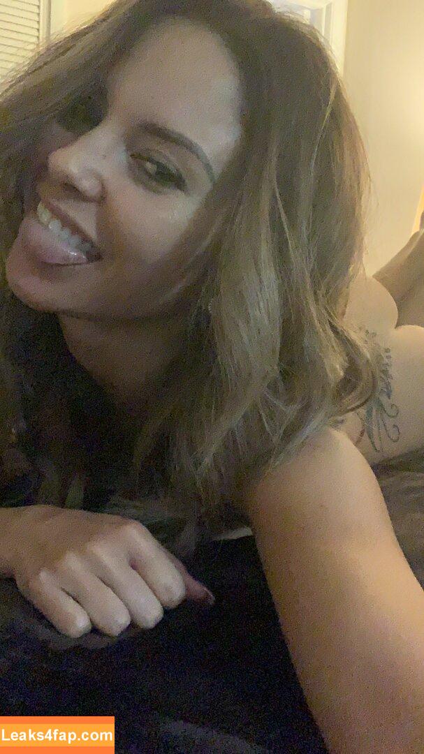 Kristen Strout / r1_vette_babe23 leaked photo photo #0017