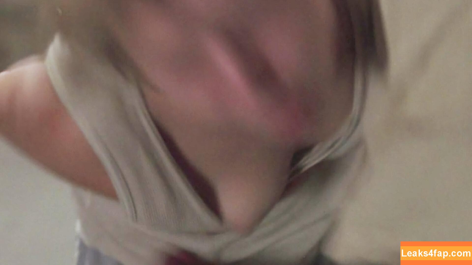 kristenbell /  leaked photo photo #0003
