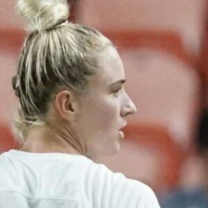 Kristie Mewis photo #0004