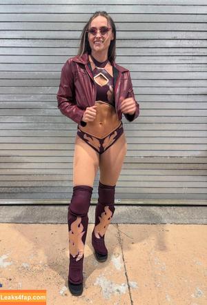 Kristin Blaze photo #0010