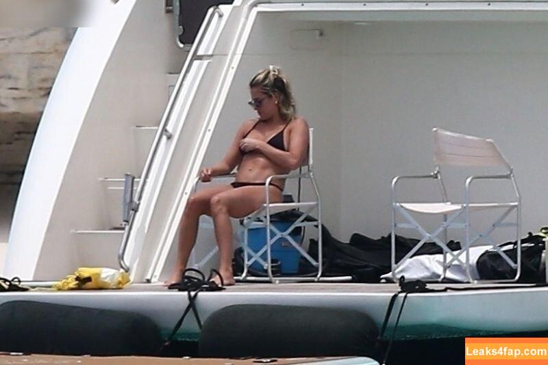 Kristin Cavallari / kristincavallari leaked photo photo #0135