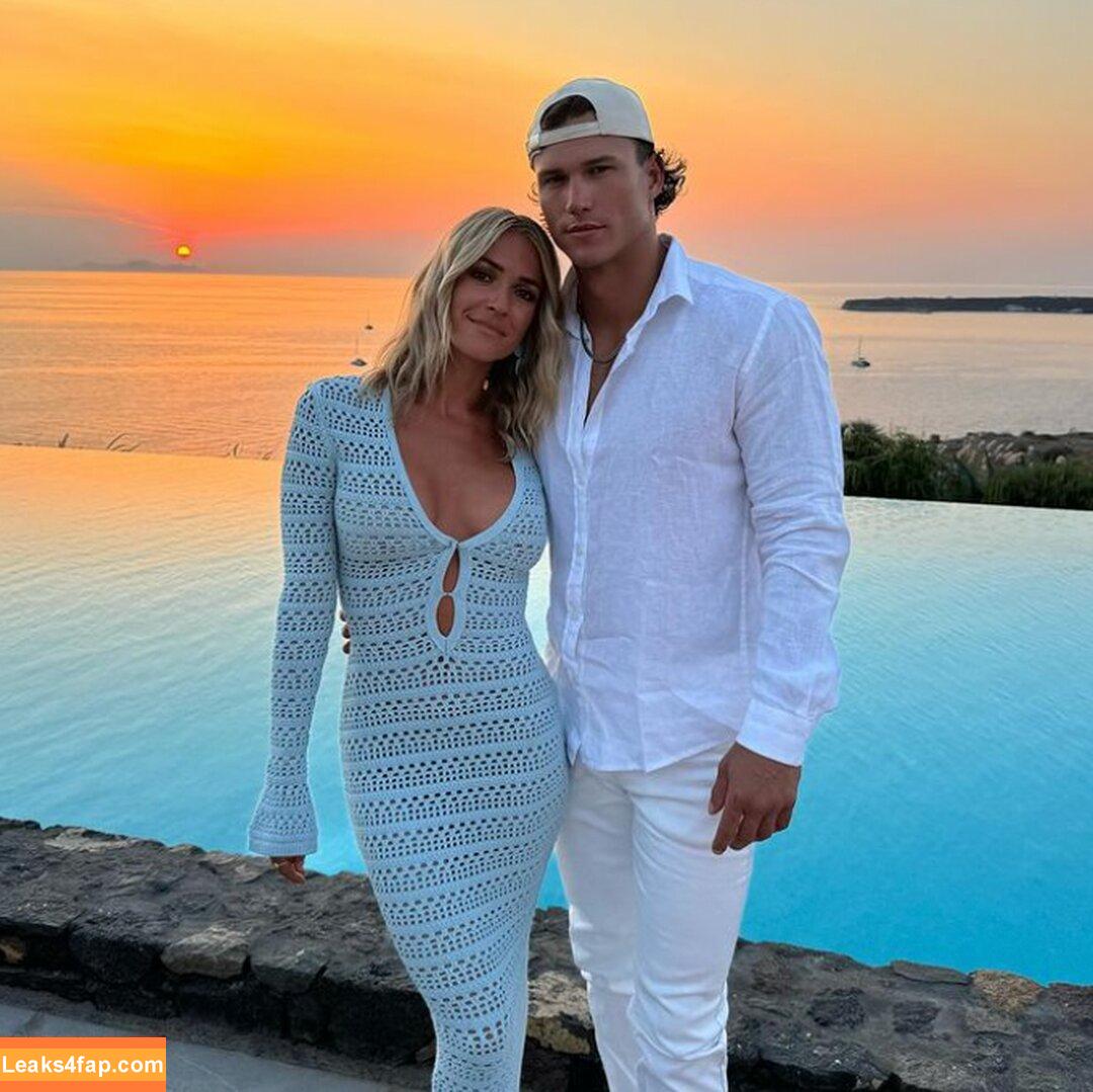 Kristin Cavallari / kristincavallari leaked photo photo #0539
