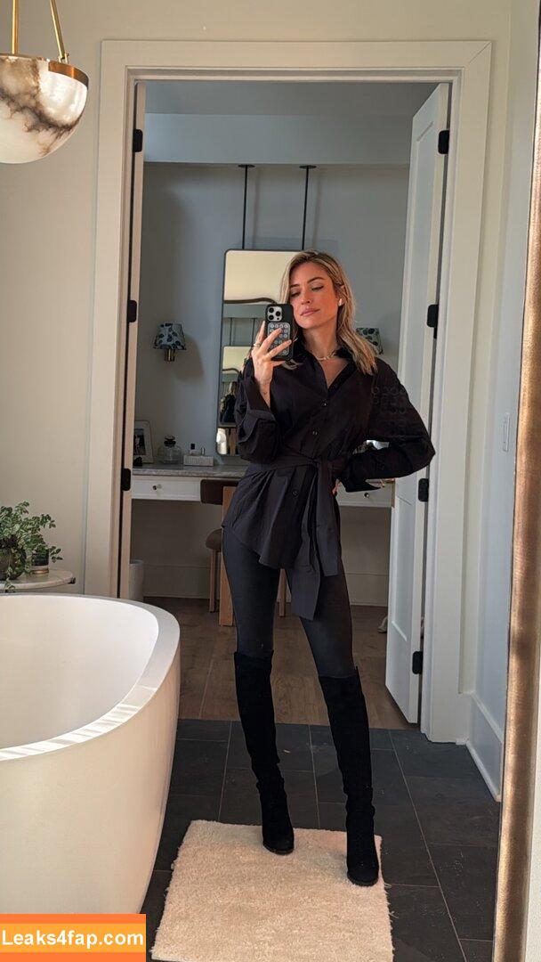Kristin Cavallari / https: / kristincavallari leaked photo photo #0623