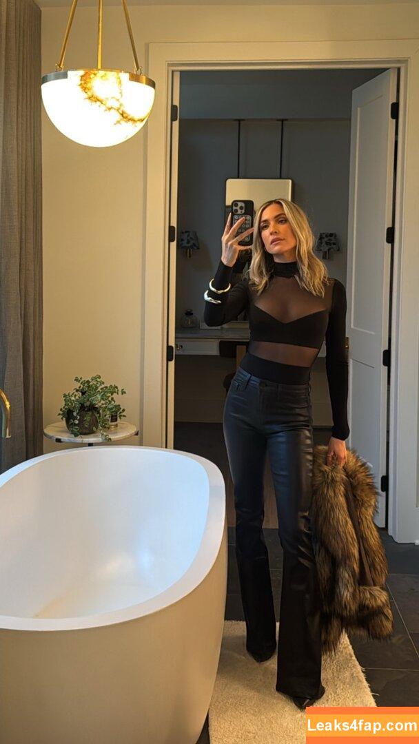Kristin Cavallari / https: / kristincavallari leaked photo photo #0627