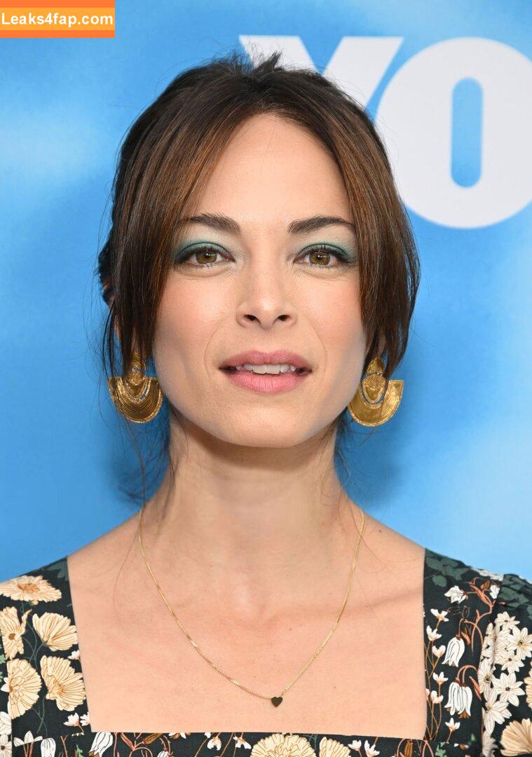 Kristin Kreuk / mskristinlkreuk leaked photo photo #0066