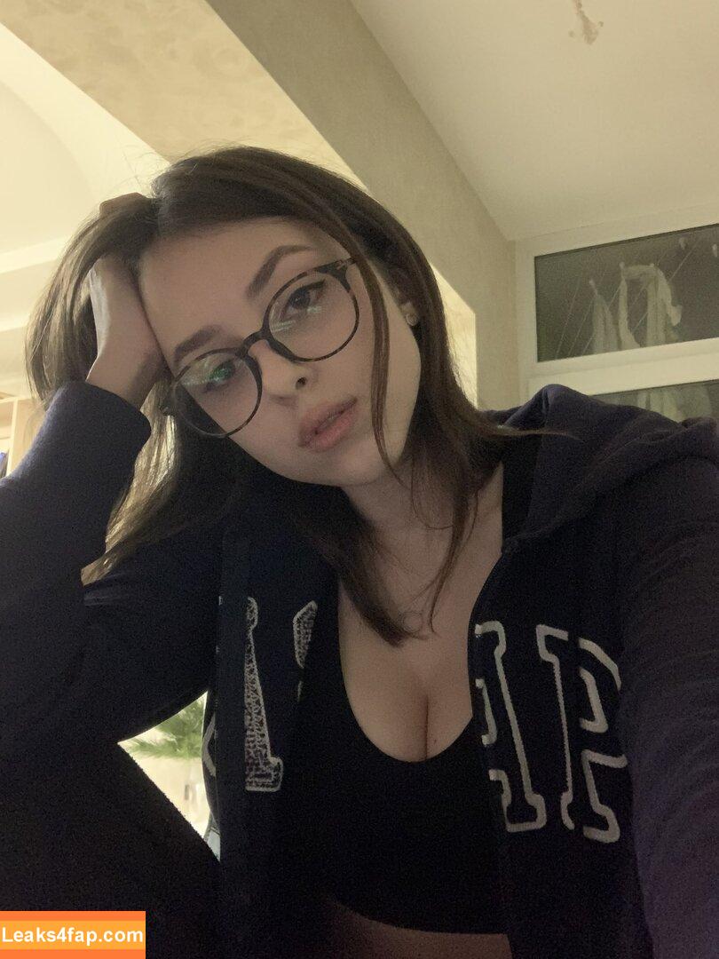 kristina_jimichu_cute /  leaked photo photo #0018