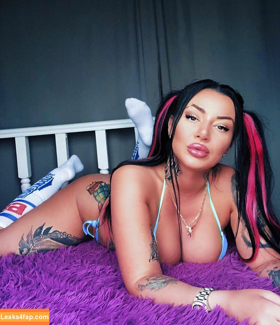 Kristina Karieva / alicia_kristina / kristinkarieva leaked photo photo #0076