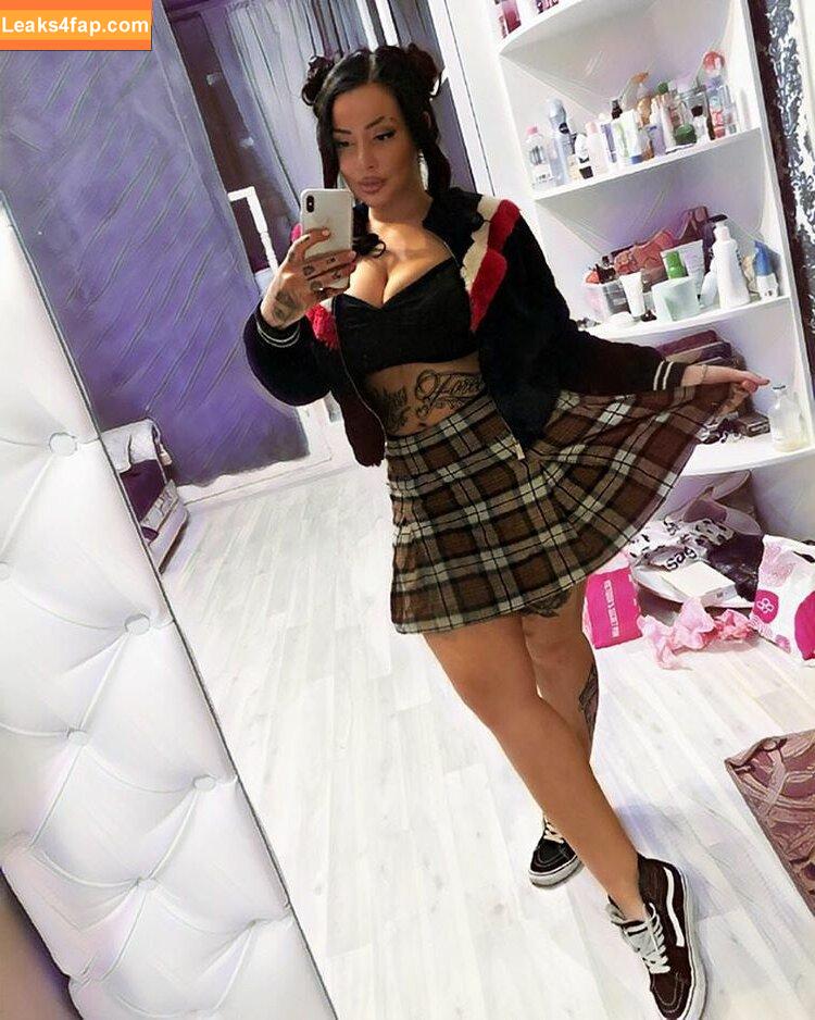 Kristina Karieva / alicia_kristina / kristinkarieva leaked photo photo #0152