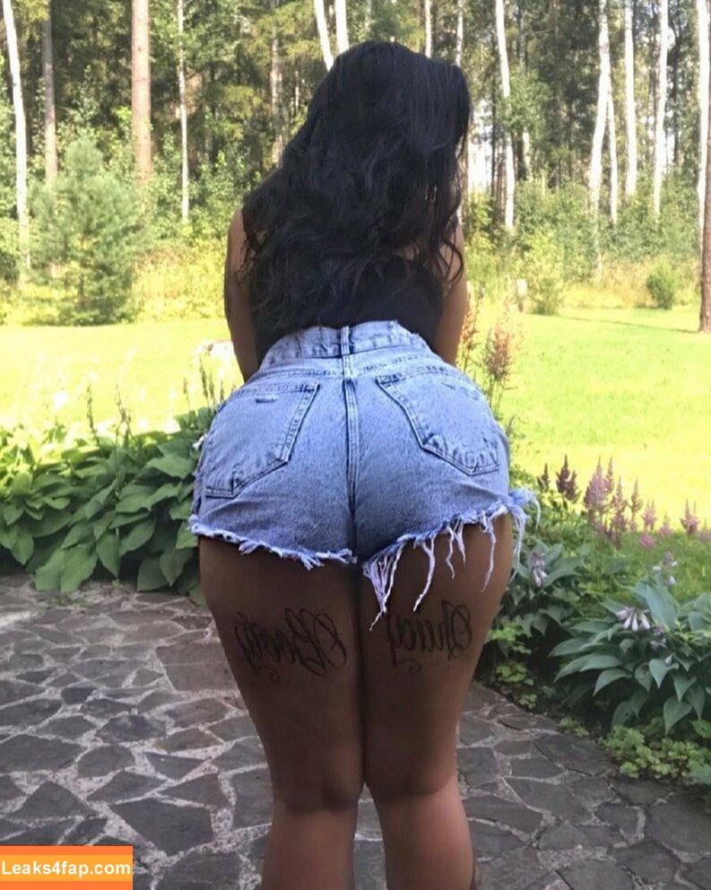 Kristina Karieva / alicia_kristina / kristinkarieva leaked photo photo #0273