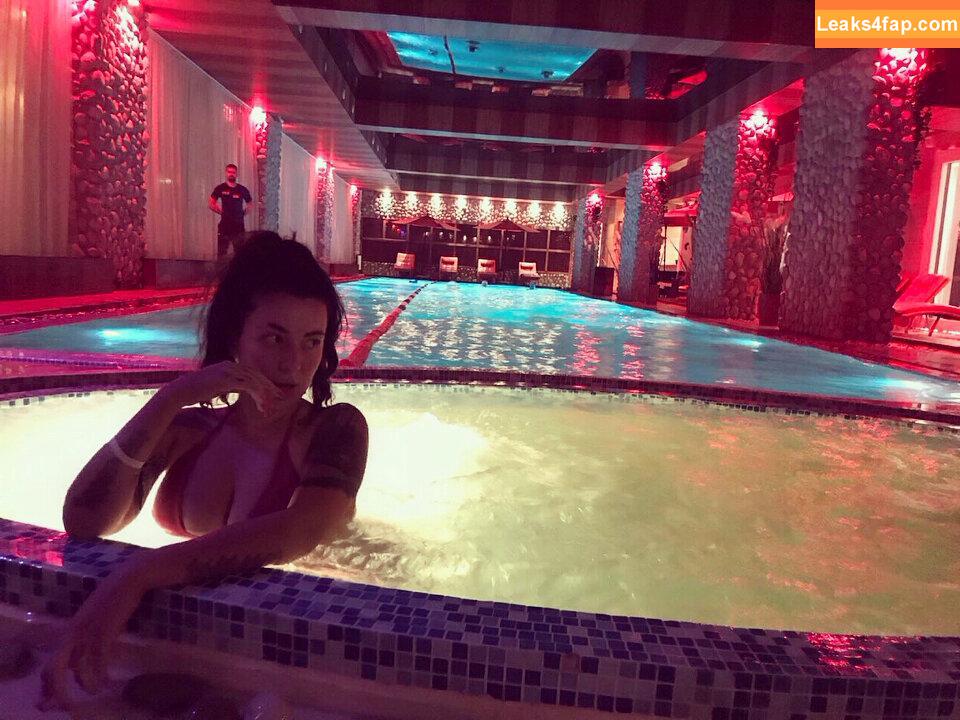 Kristina Karieva / alicia_kristina / kristinkarieva leaked photo photo #0305