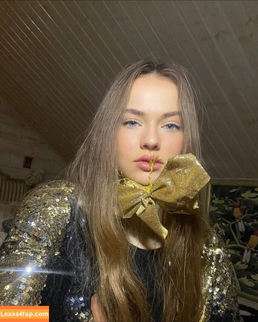 Kristina Pimenova / karinapimenova2 / kristinapimenova leaked photo photo #0016