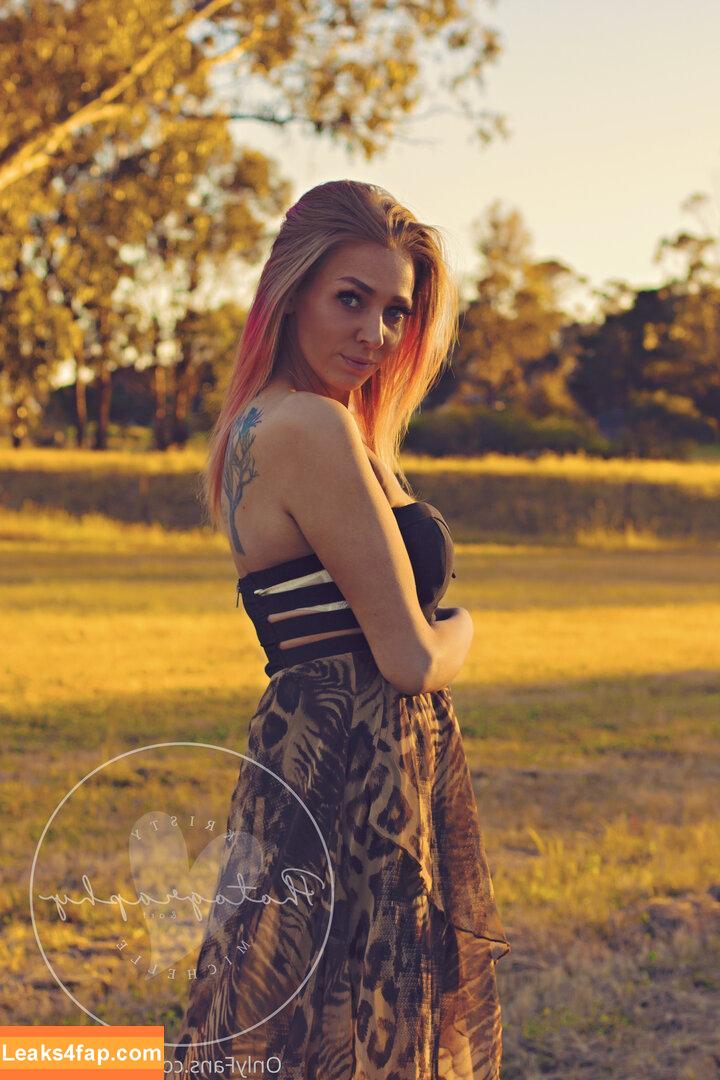 kristybaefree / kriistybae leaked photo photo #0021