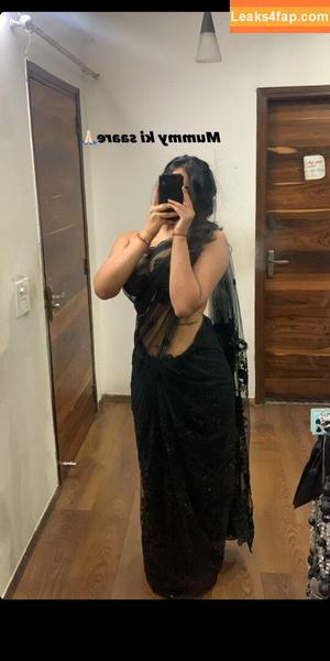 Kriti Jain фото #0019