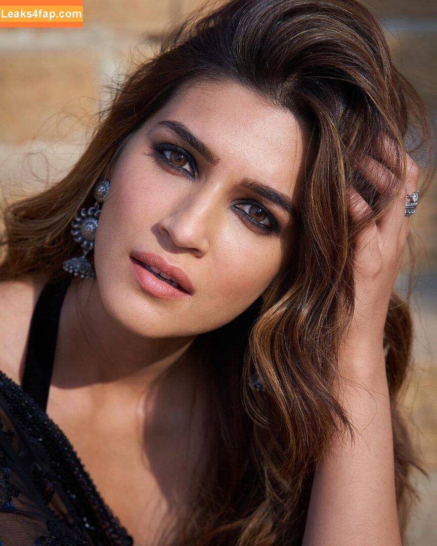 Kriti Sanon / kritisanon leaked photo photo #0156