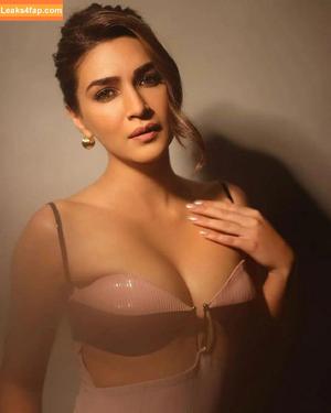 Kriti Sanon photo #0112