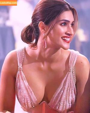 Kriti Sanon фото #0212