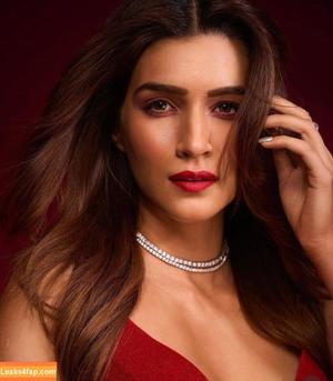 Kriti Sanon фото #0225