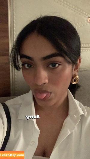 kritiii444 photo #0036