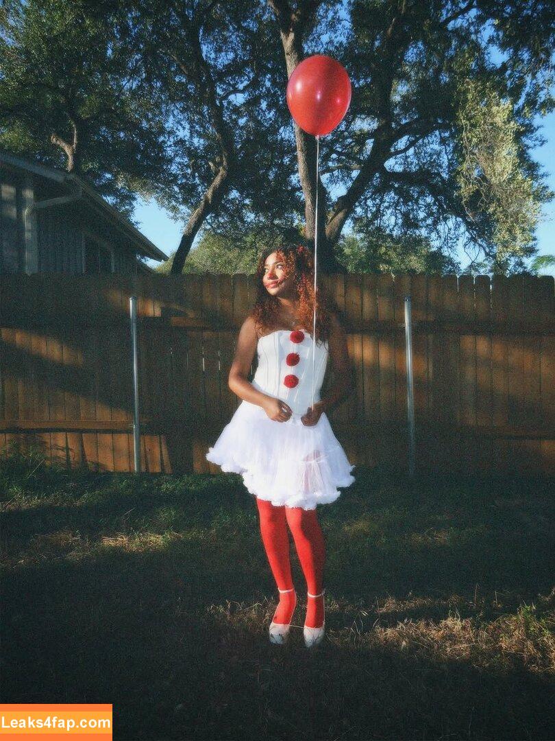 krystalogy / krys_talwithakay / krystalogytv leaked photo photo #0205