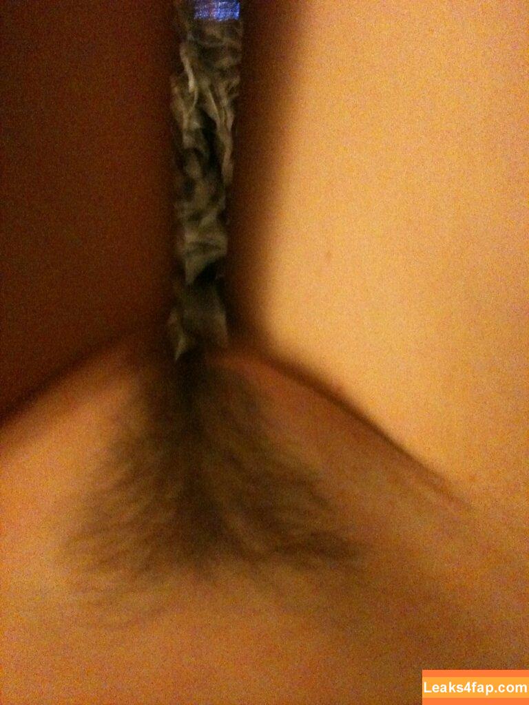 Krysten Ritter / therealkrystenritter leaked photo photo #0007