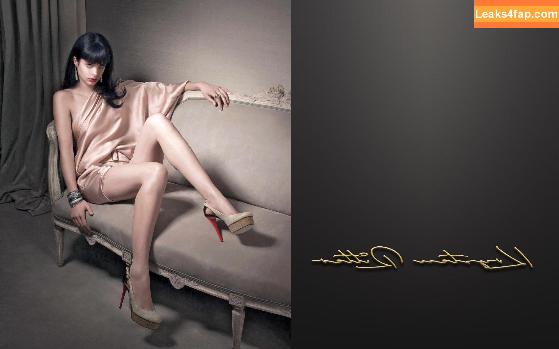 Krysten Ritter / therealkrystenritter leaked photo photo #0159