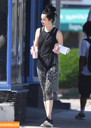 Krysten Ritter photo #0047