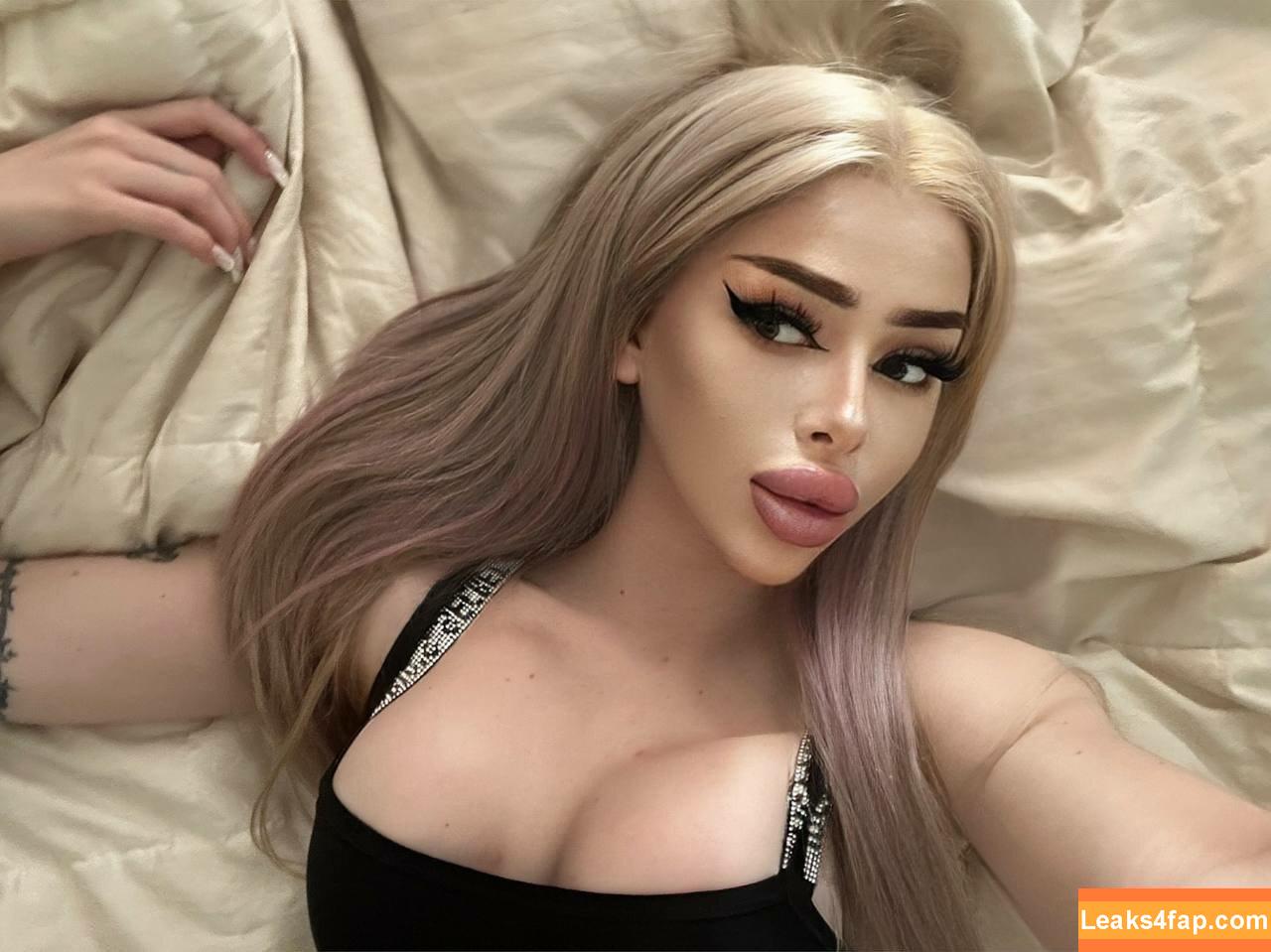 ksushechkakkk / sunny_kerss leaked photo photo #0003