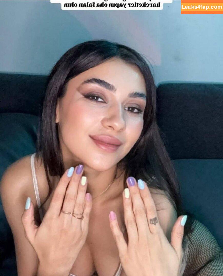 Kübra Miranda Çamlıbel / mirandaorlayn leaked photo photo #0098