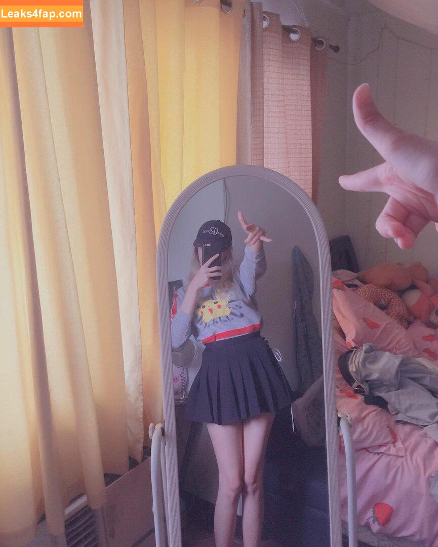 Kura Onee-san / kurasushi_usa / lewdgami leaked photo photo #0068