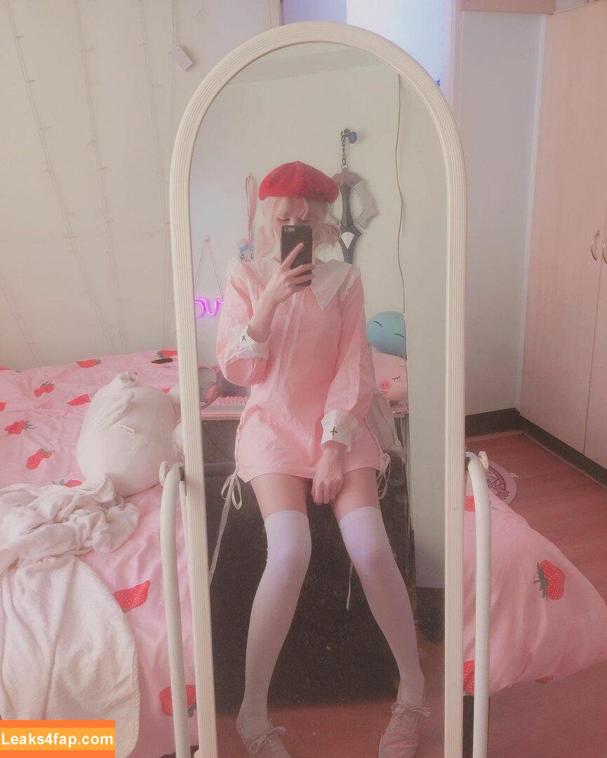 Kura Onee-san / kurasushi_usa / lewdgami leaked photo photo #0070