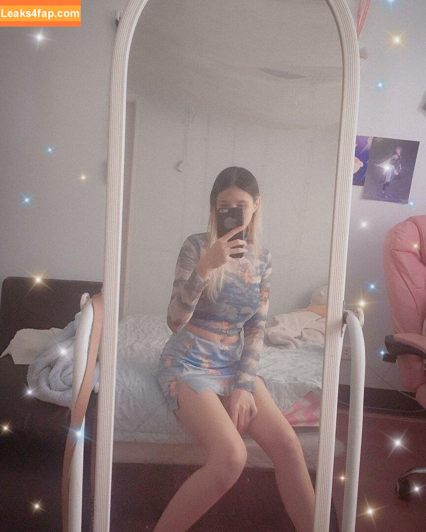 Kura Onee-san / kurasushi_usa / lewdgami leaked photo photo #0072