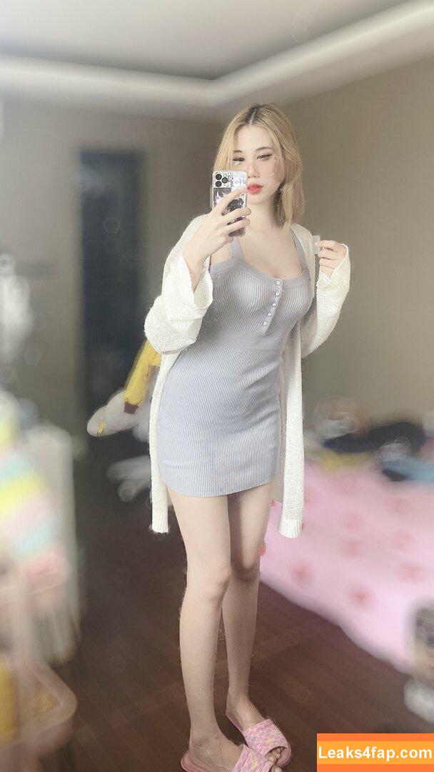 Kura Onee-san / kurasushi_usa / lewdgami leaked photo photo #0189
