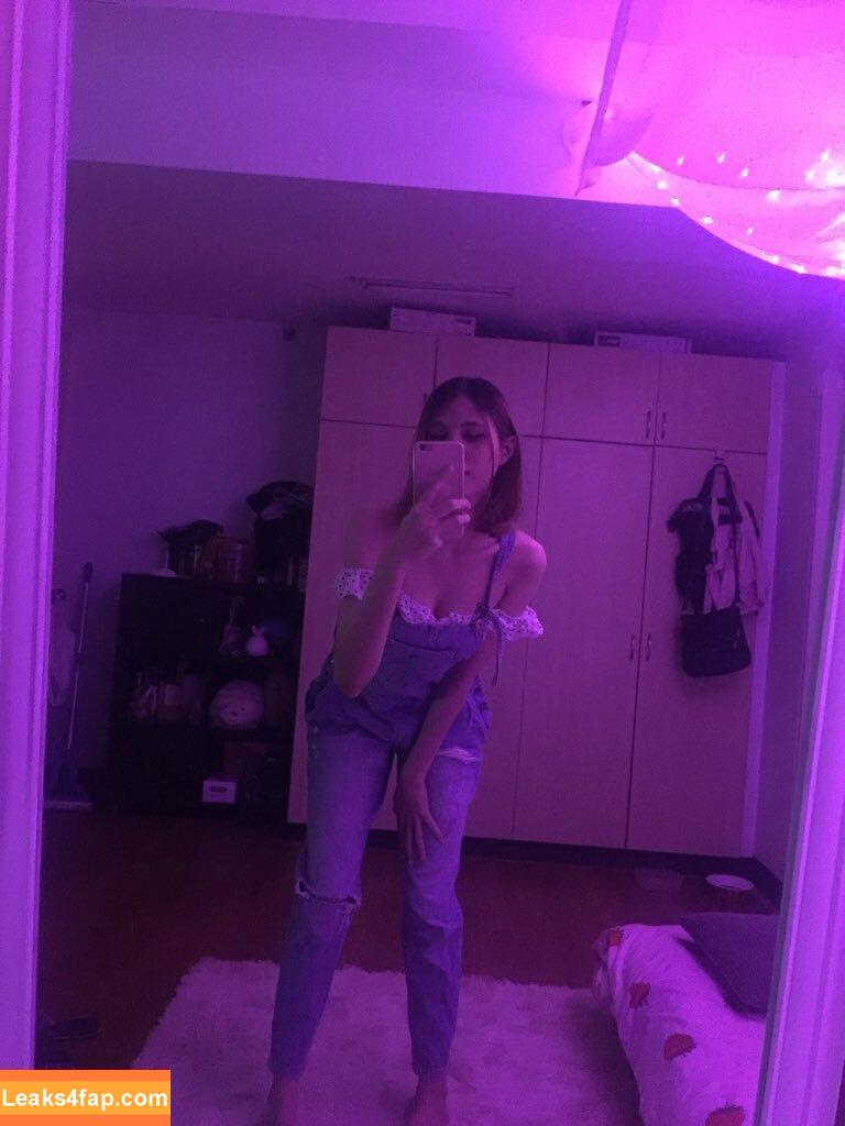 Kura Onee-san / kurasushi_usa / lewdgami leaked photo photo #0317