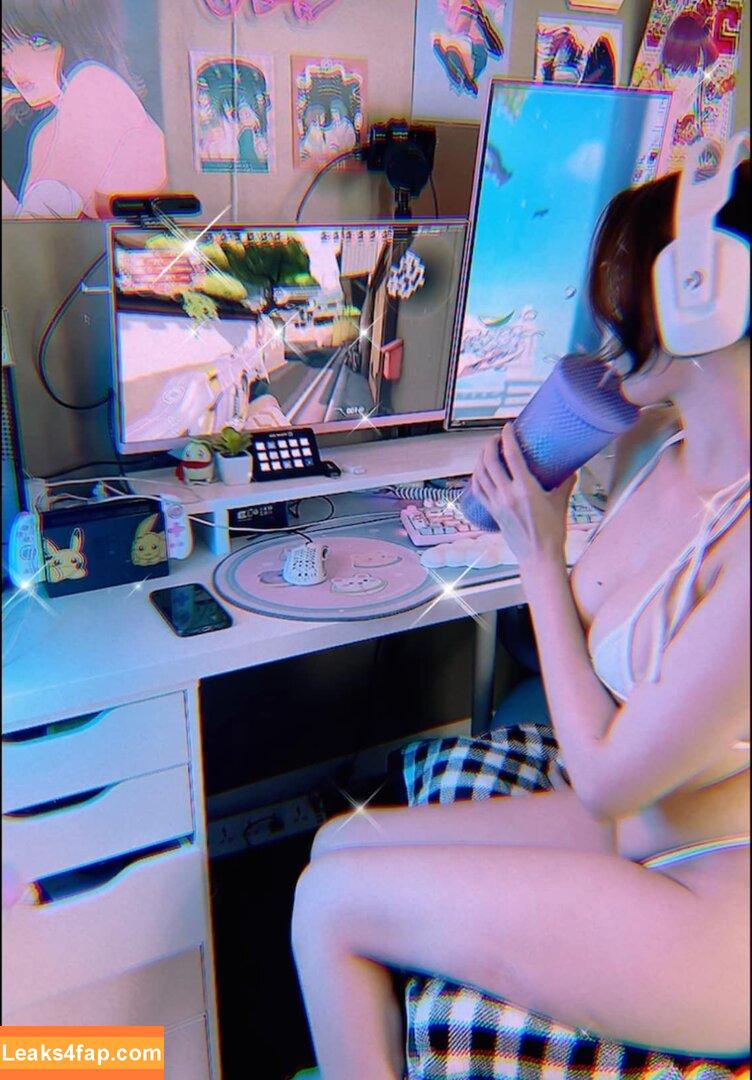 Kura Onee-san / kurasushi_usa / lewdgami leaked photo photo #0990
