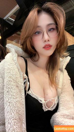 Kura Onee-san photo #0965